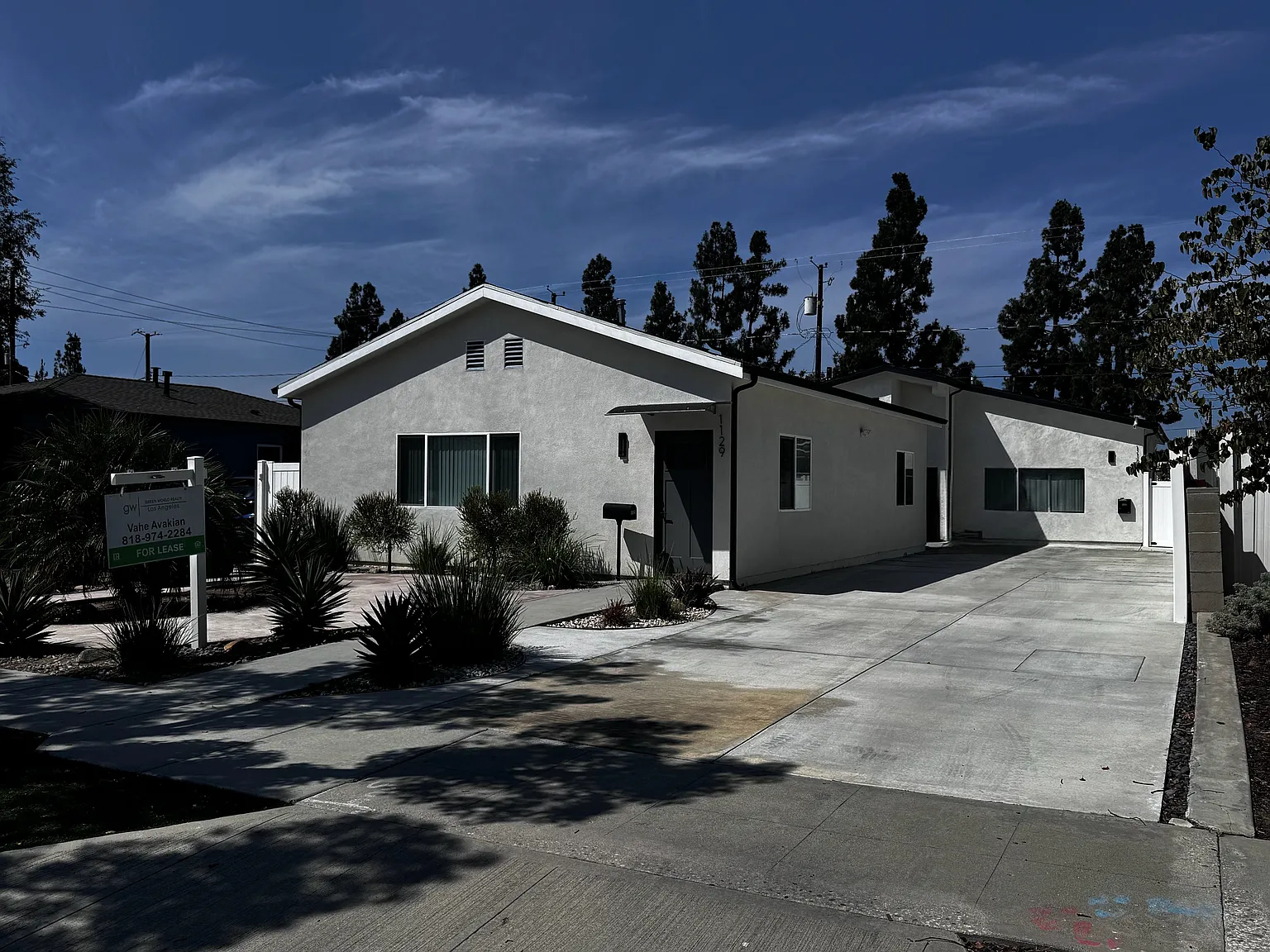 2 bed, 1000 sqft, $3,800 — Photo 1
