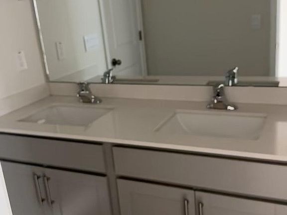 Master Bedroom Bathroom