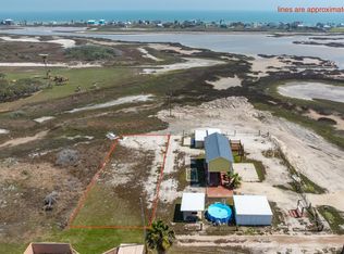 2323 S Young St, Rockport, TX 78382