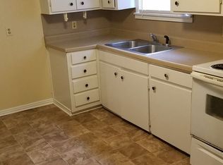 4006 4th St, Greenville, TX 75401