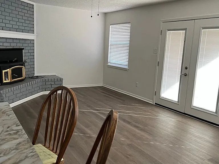 113 Shalimar Dr — Photo 5