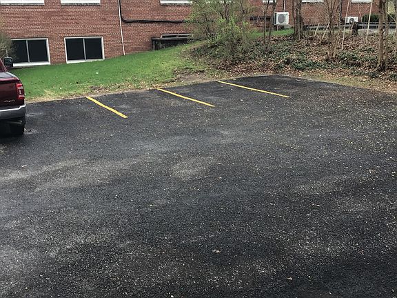 3rd image of 319 S Broadway St #1