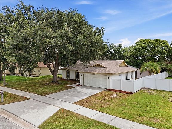 3rd image of 2495 Pine Chase Cir