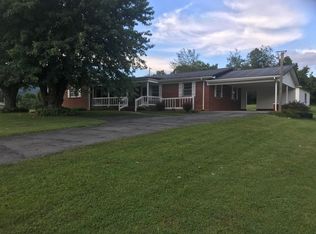 149 Machine Branch Rd, Ewing, VA 24248