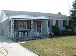 29786 Gregg Dr, Roseville, MI 48066