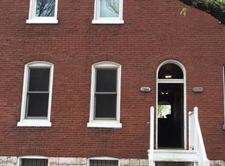 1220 Russell Blvd, Saint Louis, MO 63104
