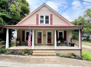 115 S 2nd St, Greensburg, KY 42743