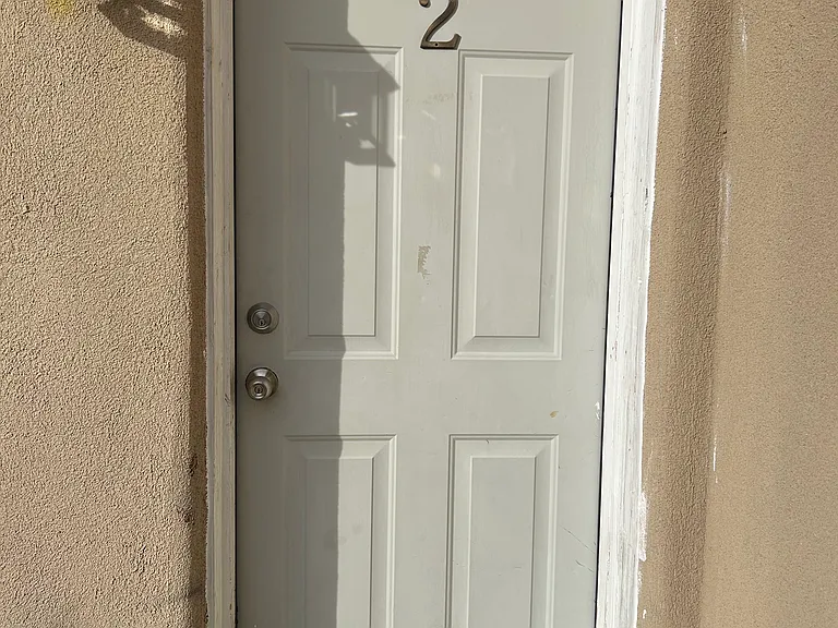 705 N Date St #2 — Photo 5