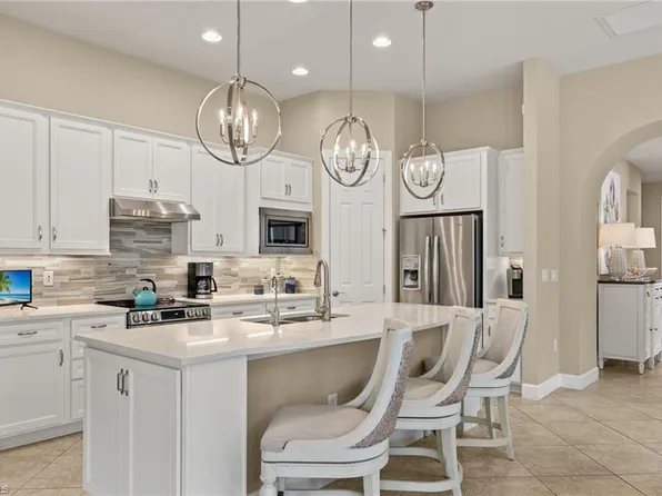 12268 Sussex ST, FORT MYERS, FL 33913