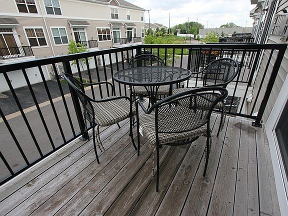 2nd image of 3809 Bakken Blvd NE