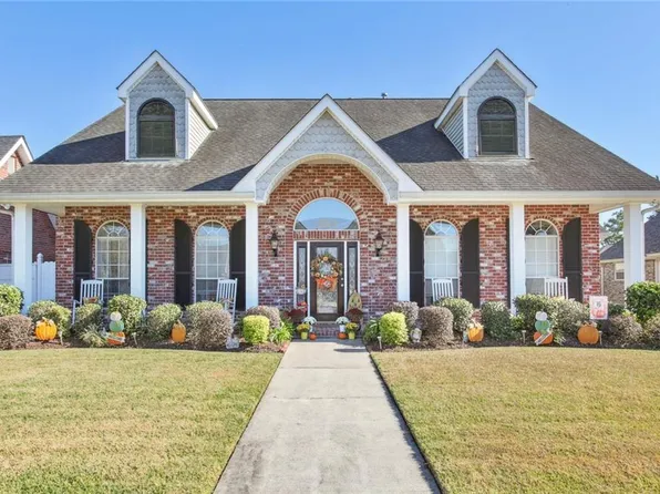 2213 Landry Ct, Meraux, LA 70075