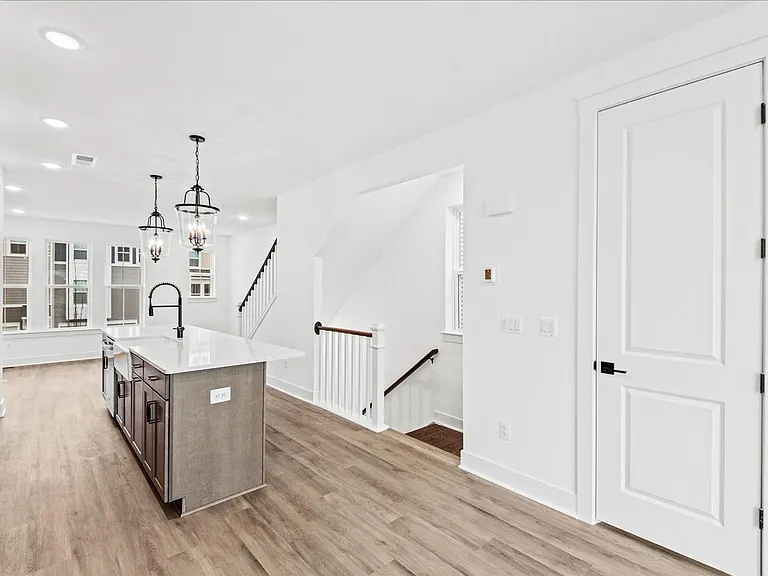 9407 Pacific Elm St — Photo 11