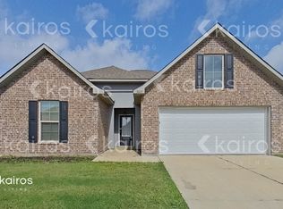 3207 Rosehill Dr, Lake Charles, LA 70607