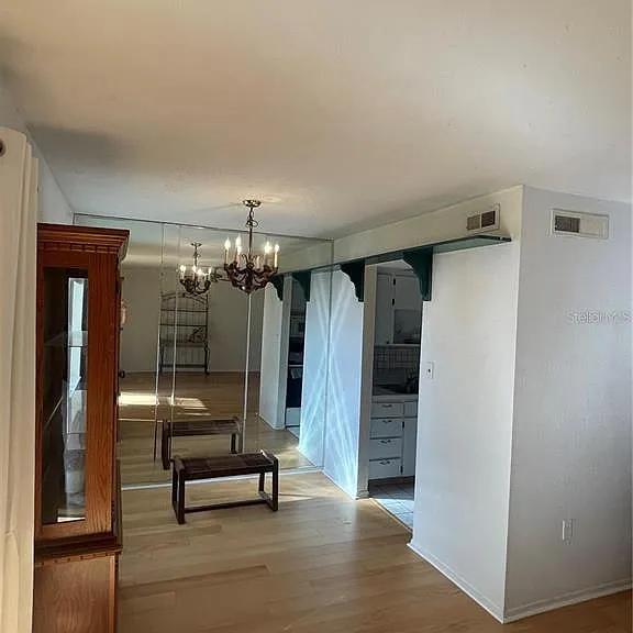 1589 Greenlea Dr #3 — Photo 9