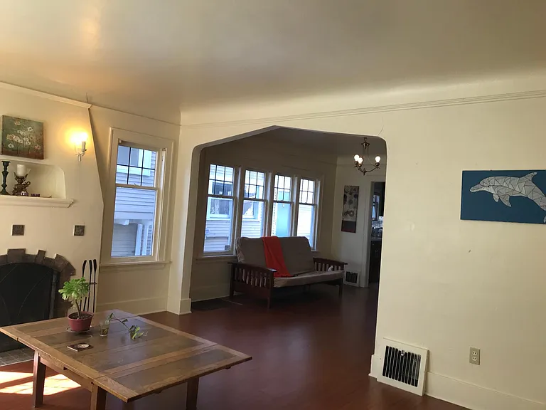 2401 Boylston Ave E #4 — Photo 24
