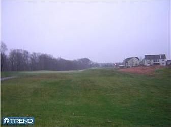3rd image of 11 Little Cir