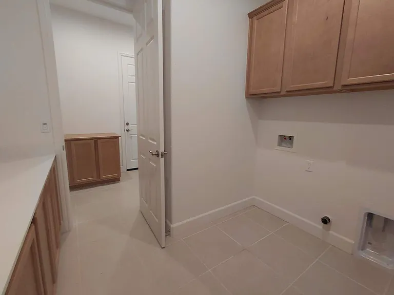 7487 Fortaleza Ave — Photo 9