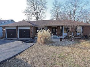 1383 Scenic Dr, Herculaneum, MO 63048