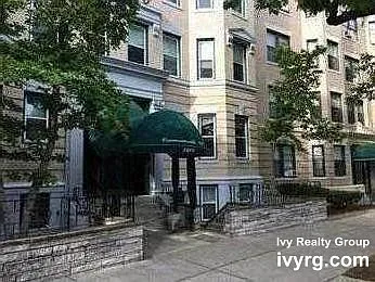 1409 Commonwealth Ave #401