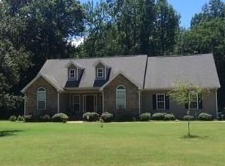 10 Dawn St, Newnan, GA 30263