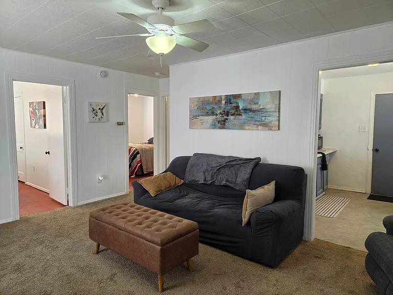 708 Monterrey St — Photo 2