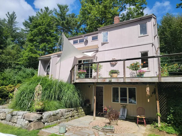 55 Stream Road, Winterport, ME 04496