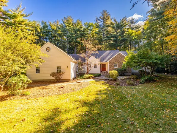 1 Sutton Drive, Granby, CT 06060