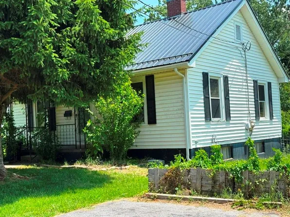 855 W Franklin St, Wytheville, VA 24382