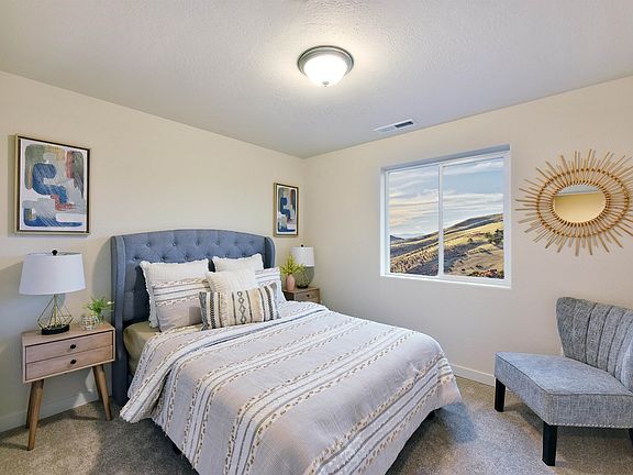 4th image of 2256 W Tieton Pl #3/3