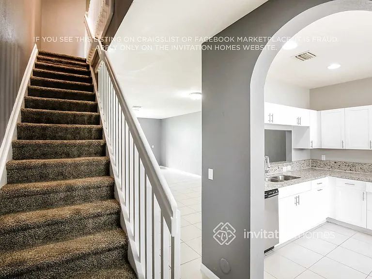 8273 SW 29th St #102 — Photo 6