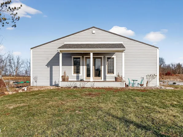 540 W Henry Rd, Kirklin, IN 46050