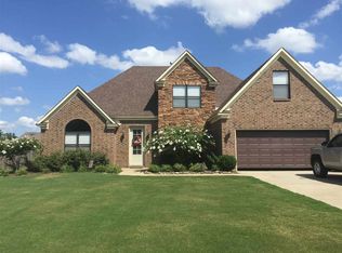 66 Amber Tree Cv, Brighton, TN 38011