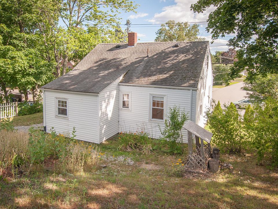 1215 Broadway, South Portland, ME 04106 Zillow