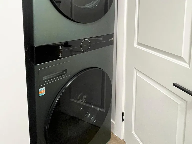 Washer & Dryer