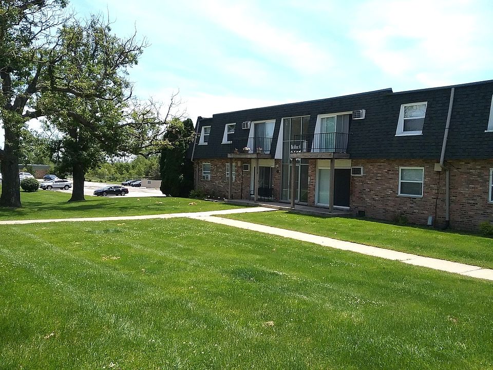 1st image of 8569 W 101st Ter APT 211