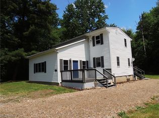 2617 Mennonite Rd, Mantua, OH 44255