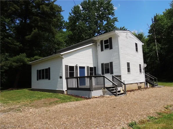 2617 Mennonite Rd, Mantua, OH 44255