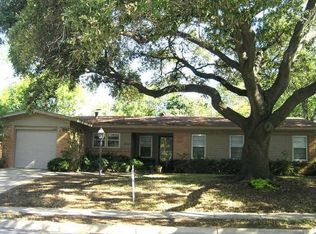 6209 Kentwood Pl, Fort Worth, TX 76112