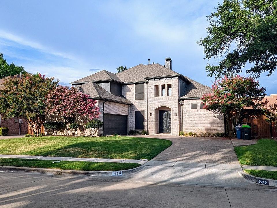 1st image of 939 Laguna Dr