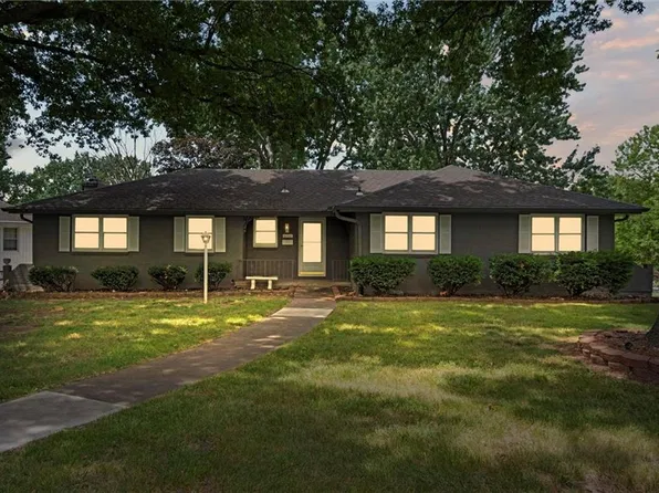 6100 Englewood Ave, Raytown, MO 64133