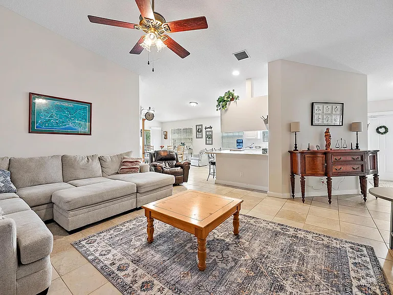 8229 Saint Johns Ct — Photo 10