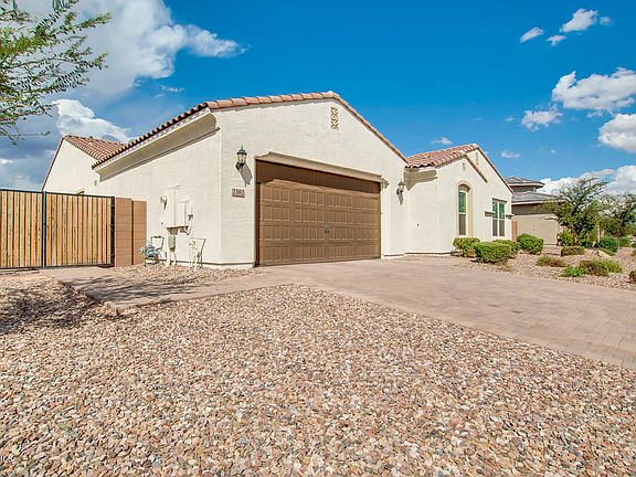 2nd image of 2382 E Everglade Ln