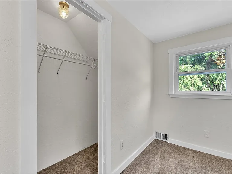 116 Purvis Ln — Photo 34