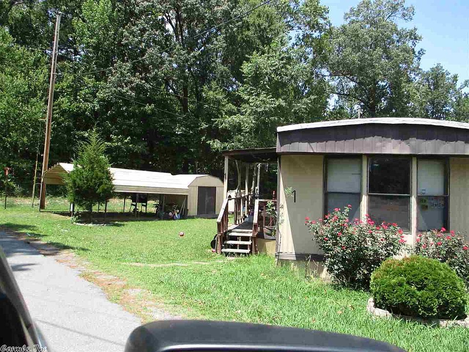 2nd image of 3924 Burris Ln