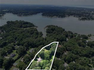 3720 Lynnfield Dr, Virginia Beach, VA 23452