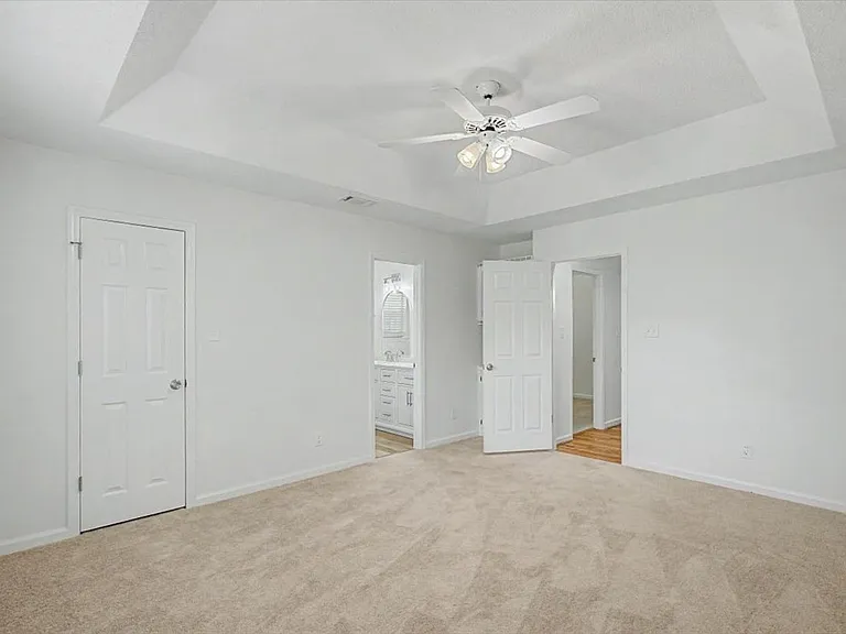 85 S Oak Rd — Photo 15