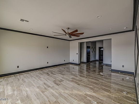 5th image of 37616 W Garfield Street