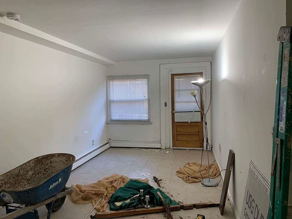 1st image of 30-20 75th St #1