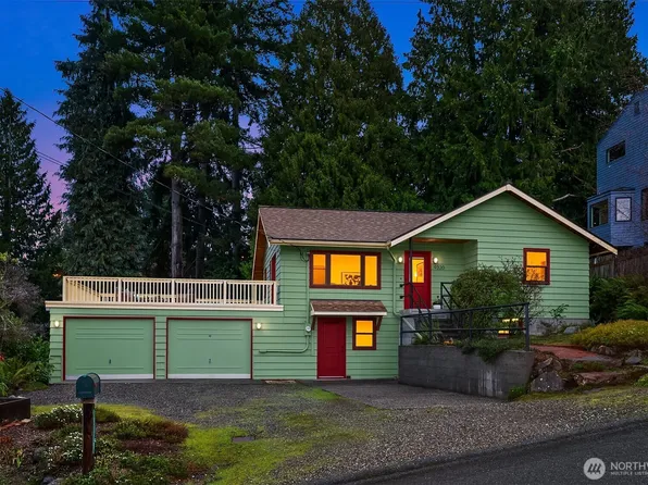 9320 26th Avenue NW, Seattle, WA 98117