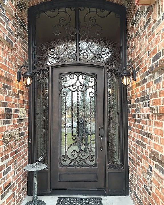 2nd image of 918 Cat Hollow Dr